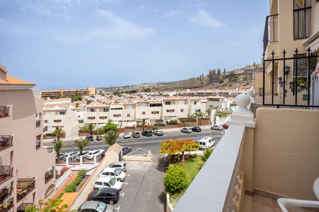 Phoebe's Flat Los Cristianos by LoveTenerife Exterior foto